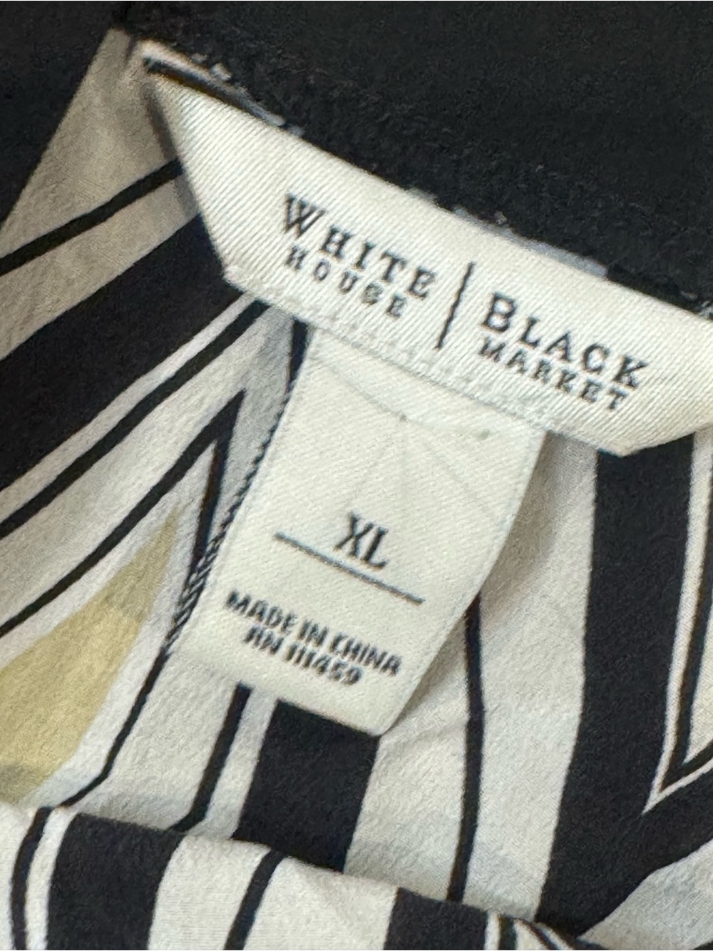 White House Black Market Black, White Geometric Print Camisole - Picture 4 of 6